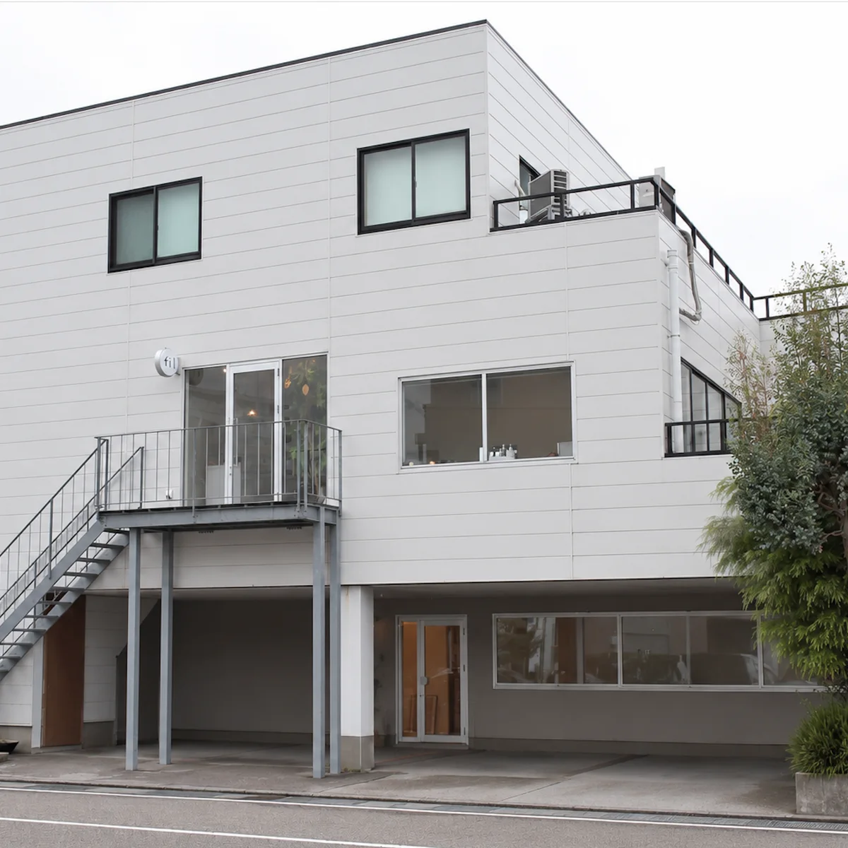スタジオが入る建物の外観